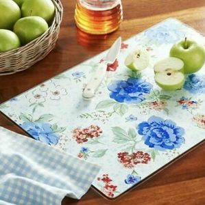 The Pioneer Woman Glass Cutting Board